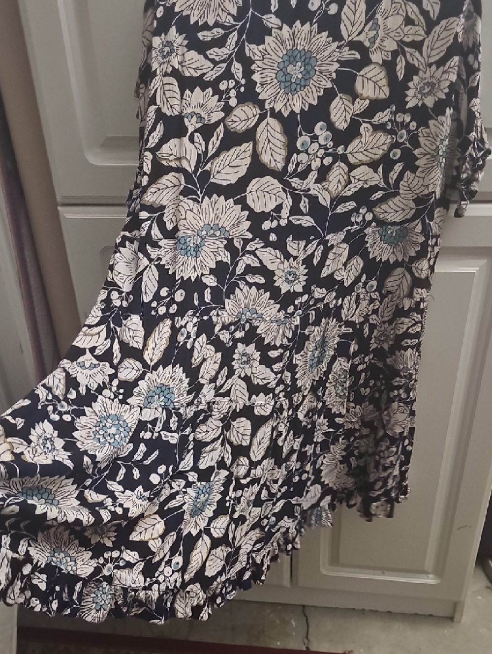 ⚜️Everyday Floral Women's Black and Cream Babydoll Dress - Picture 4 of 5